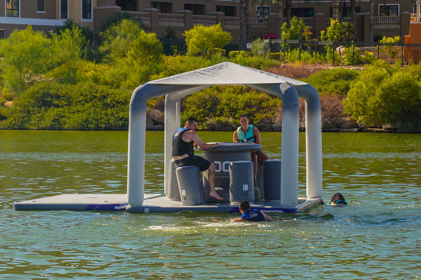 Aquaglide OG Lounge – Lakefront