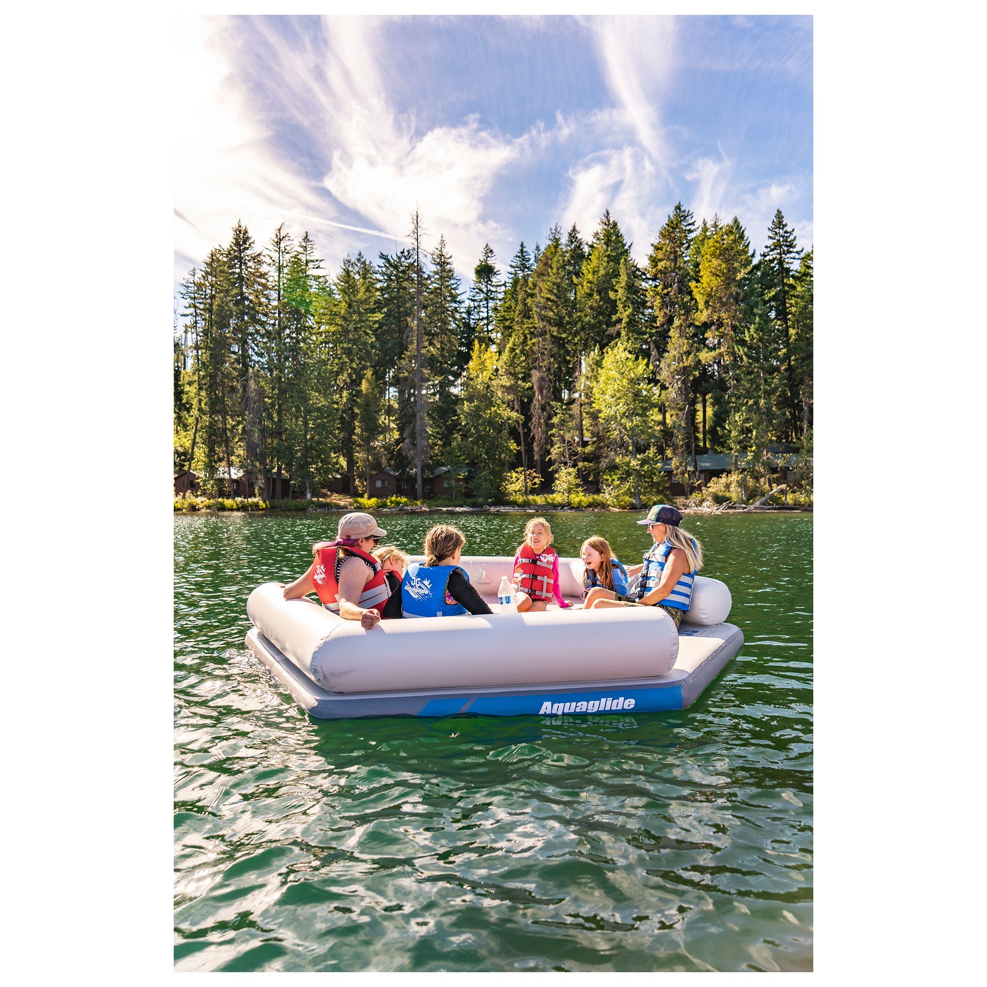 Aquaglide Lazy Lounge – Lakefront