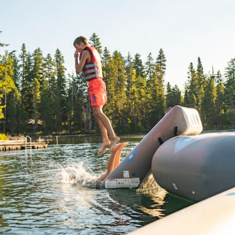 Aquaglide Recoil Tramp 17.0